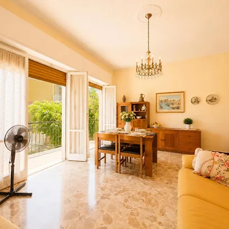 아파트 Villaggio Torino, Terraces With Open View & Wi-fi